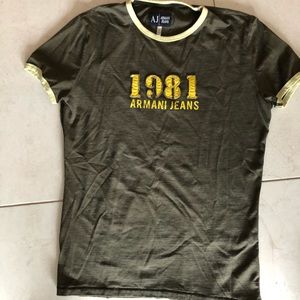 Armani Exchange Men L T-shirt.
